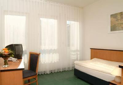 Airport-Hotel Stetten Leinfelden-Echterdingen Felszereltség fotó