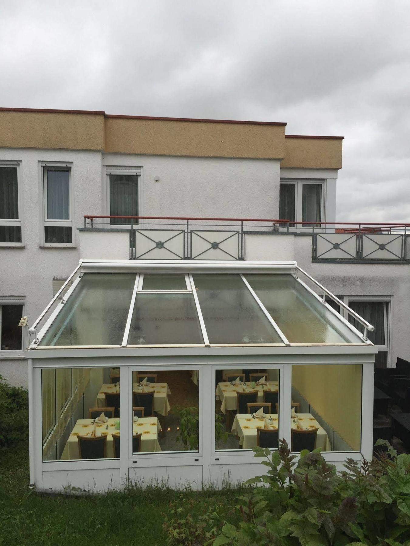 Airport-Hotel Stetten Leinfelden-Echterdingen Kültér fotó