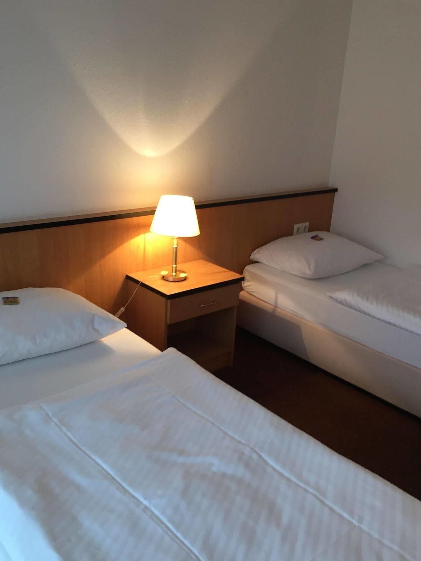 Airport-Hotel Stetten Leinfelden-Echterdingen Kültér fotó